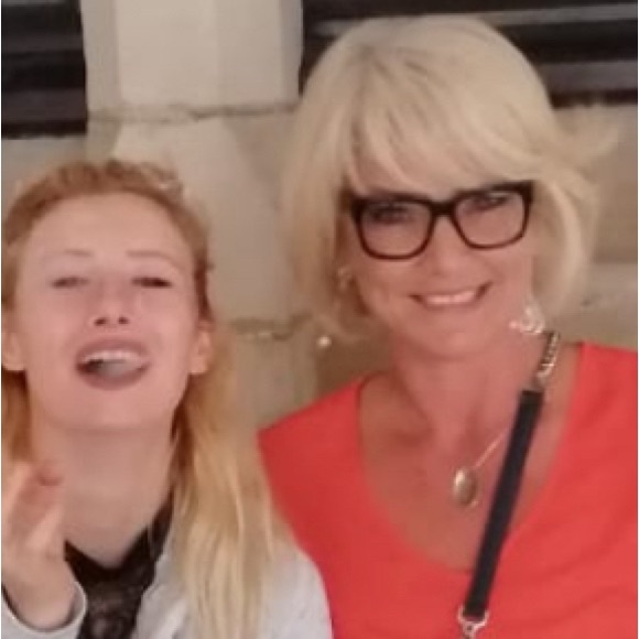 PTP 21 inches with stretch length 25”. Orange blouse with ties that sleeves - Picture 10 of 11